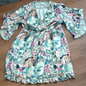SHEIN Elegant Floral Dress with Ruffle Sleeves